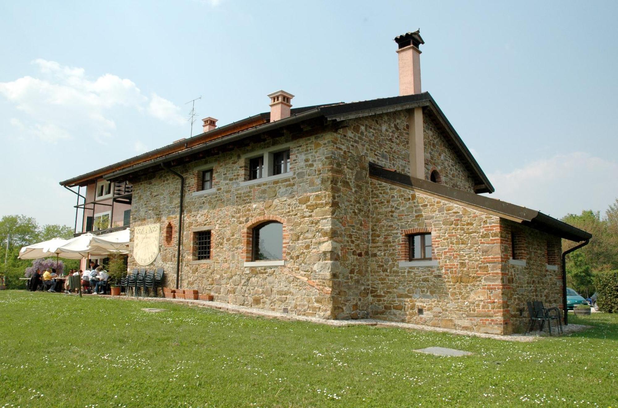 Agriturismo Scacciapensieri Buttrio Екстер'єр фото